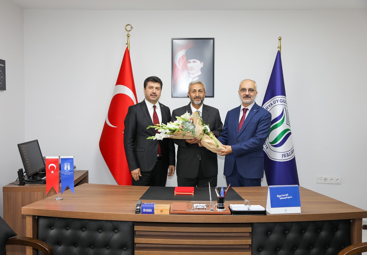 Ferizli MYO’nun yeni müdürü göreve başladı
