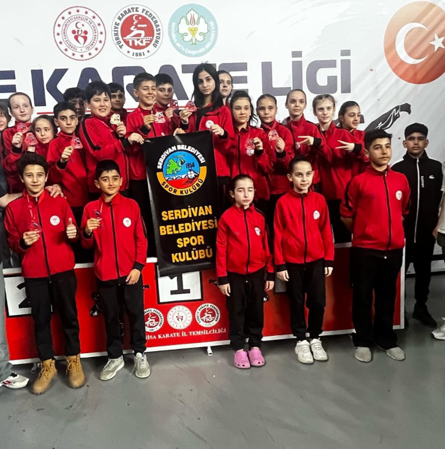 Serdivanlı Karatecilere Ege Liginde 14 Madalya