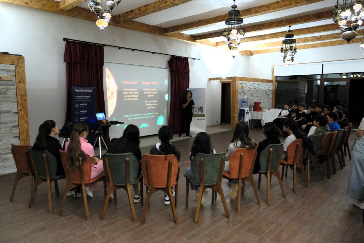 SUBÜ Astronomi Topluluğu depremzede gençlerleydi