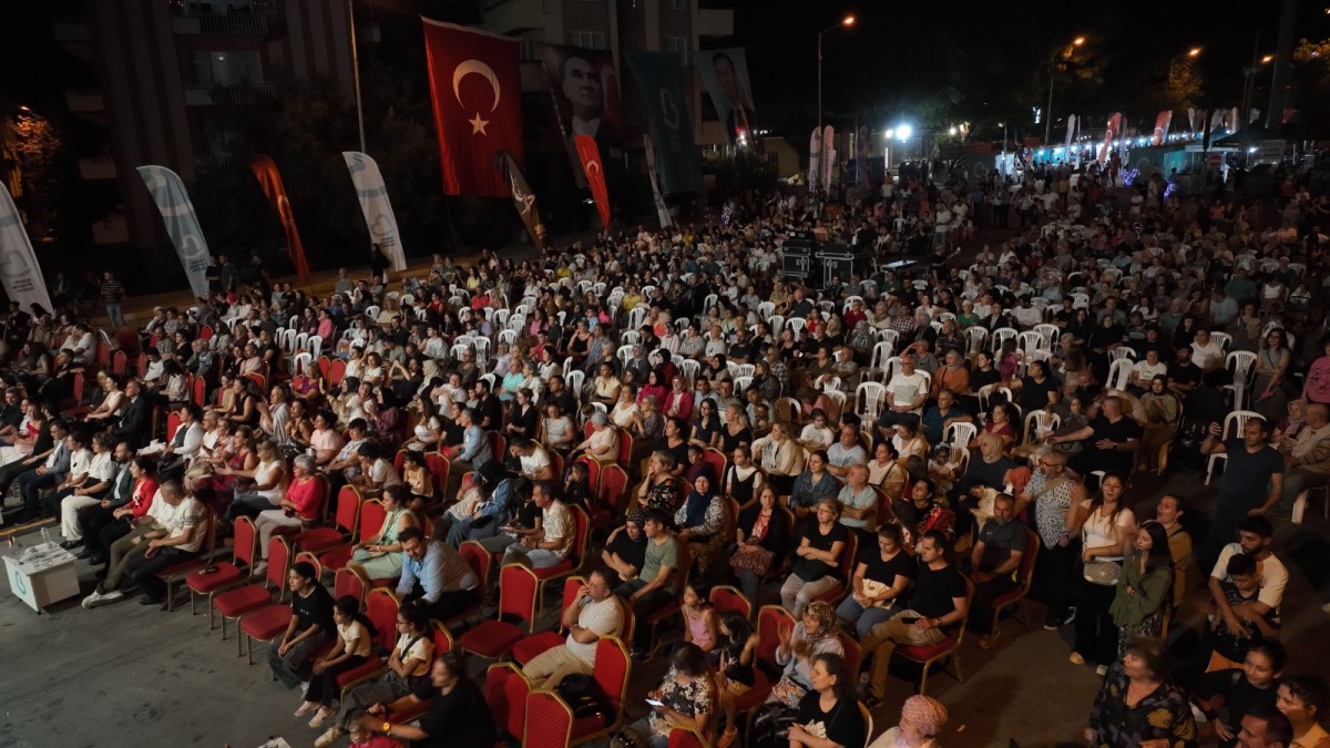 Balıkesir’de Kurtuluş Haftası Coşkuyla Başladı