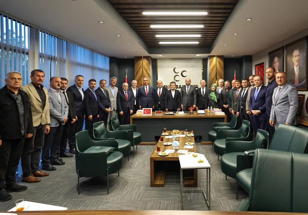 Bakan Yumaklı'dan MHP Sakarya İl Başkanlığı’na Ziyaret 