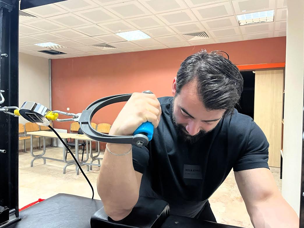 Bilek Güreşi İçin Kuvvet Ölçüm Aracına Patent