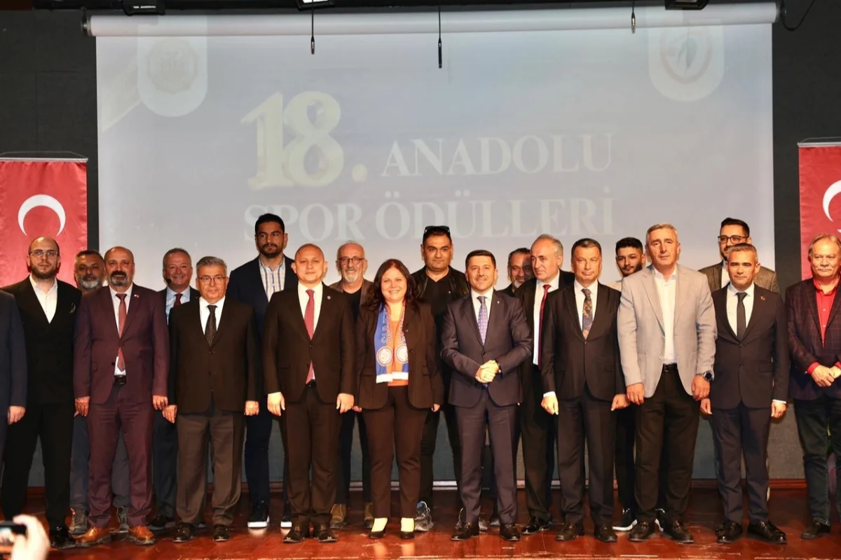 “Yılın Belediye Başkanı” Ödülünü Kazandı