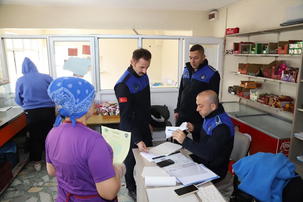 Zabıtadan Okul Kantinlerine Sıkı Denetim 