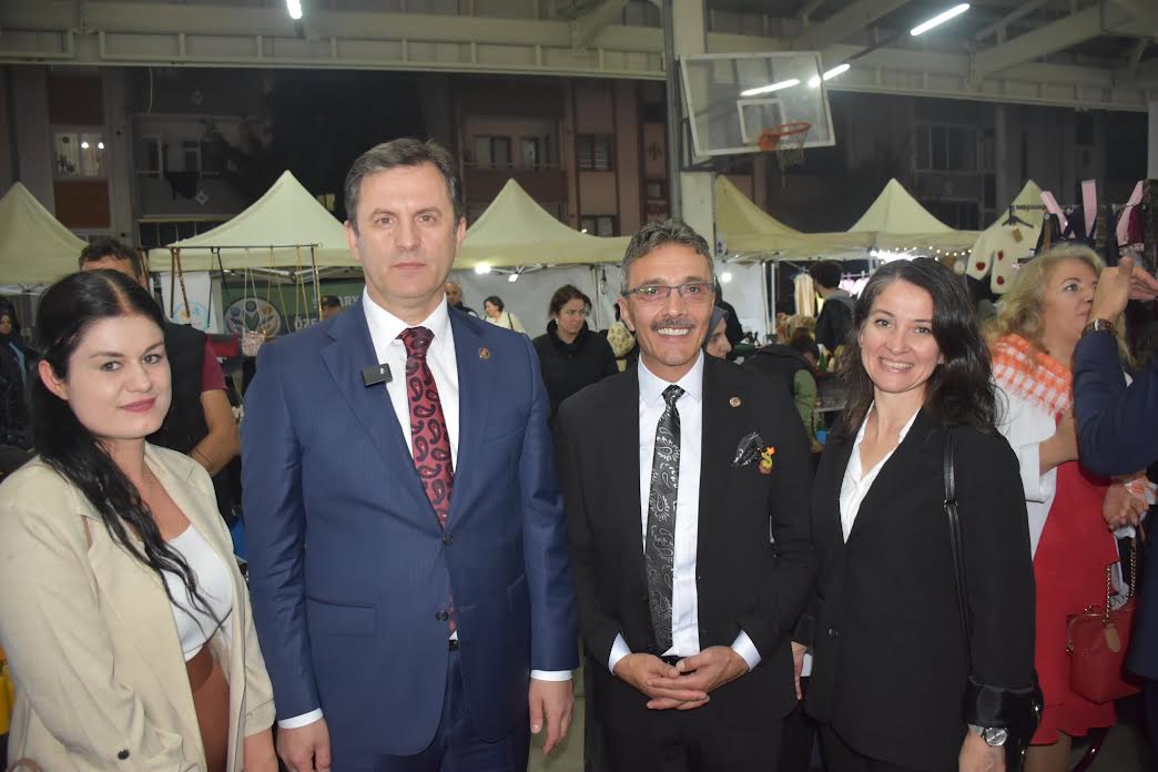 Erenler Belediyesi 1.Kabak Festivali Coşkuyla Başladı 