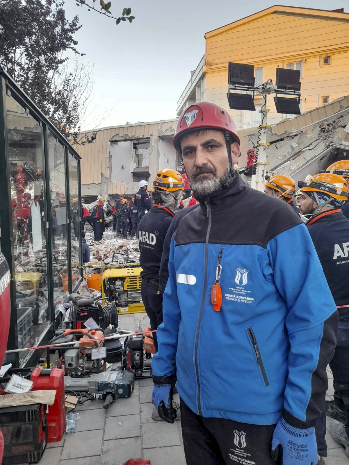 SUBÜ Arama ve Kurtarma Ekibi Gebze’de görev aldı