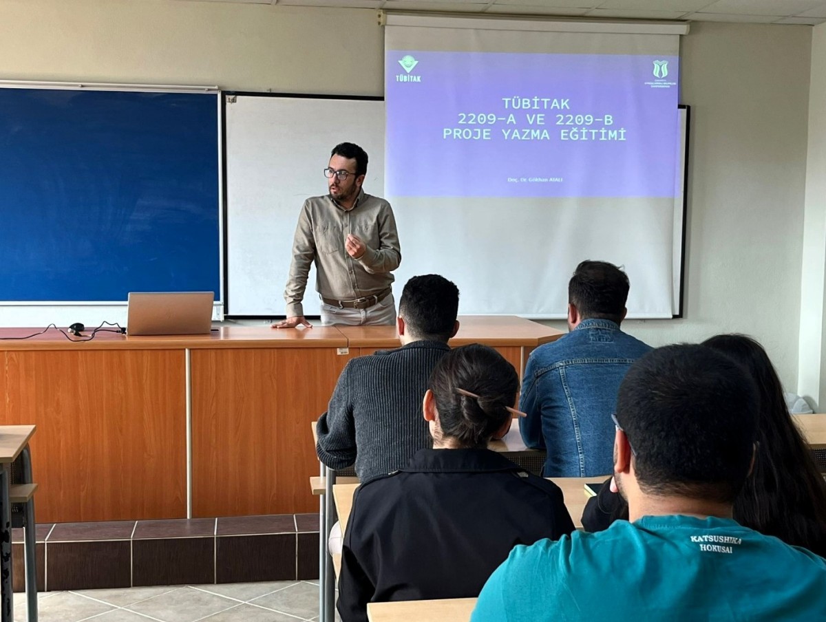 SUBÜ’de TÜBİTAK proje yazım eğitimi verildi