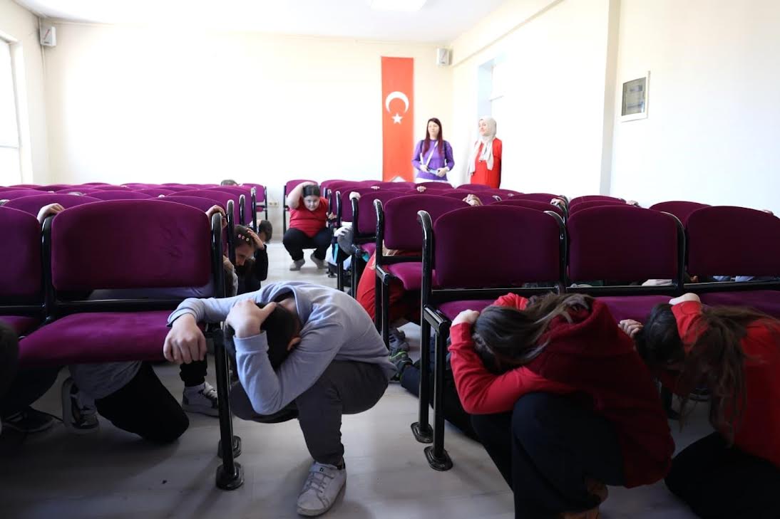 Başkan Dinç, Amacımız, Hazırlıklı ve Güçlü Bir Toplum Oluşturmak