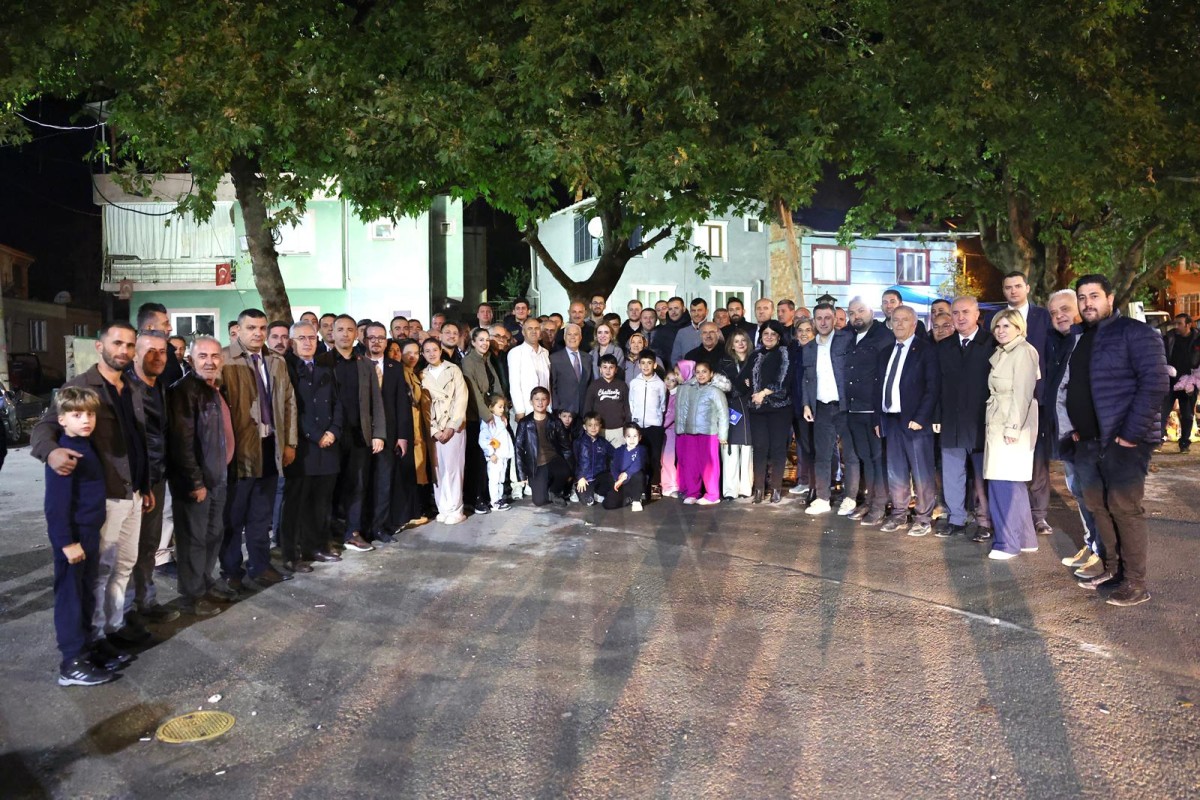 Başkan Mustafa Bozbey’e Gürsu’da Sevgi Seli