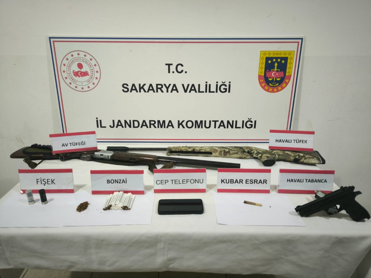 Sakarya’da Uyuşturucu Operasyonu: 2 Kişi Gözaltına Alındı