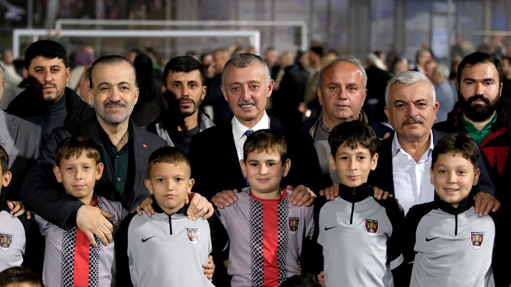 Yeşilova Hasan Doğan Bilgievi ve Sporcu Gençlik Eğitim Merkezi Törenle Açıldı