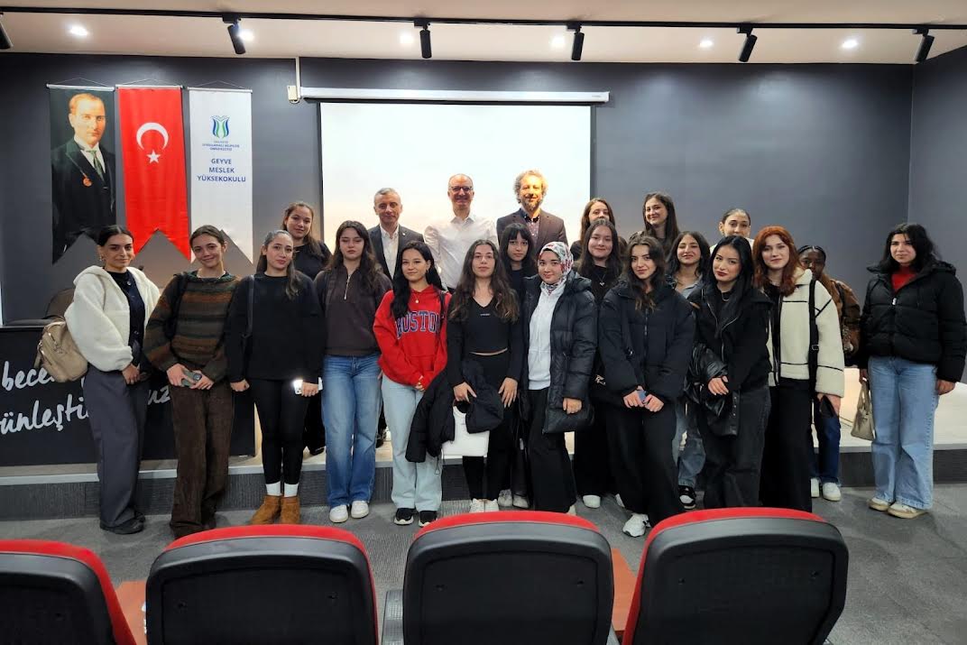 Kariyer Zirvesi ’25 Geyve MYO'da Gerçekleşti 