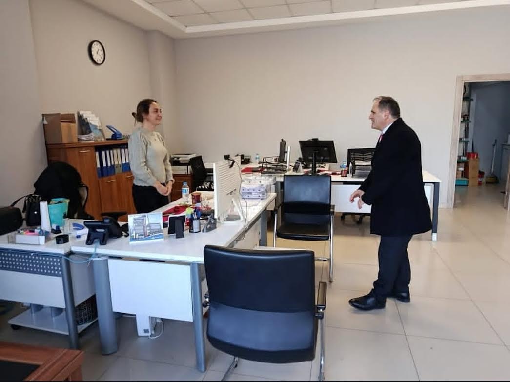 Ecevit Keleş: Sahadayız, Halkımızın Yanındayız