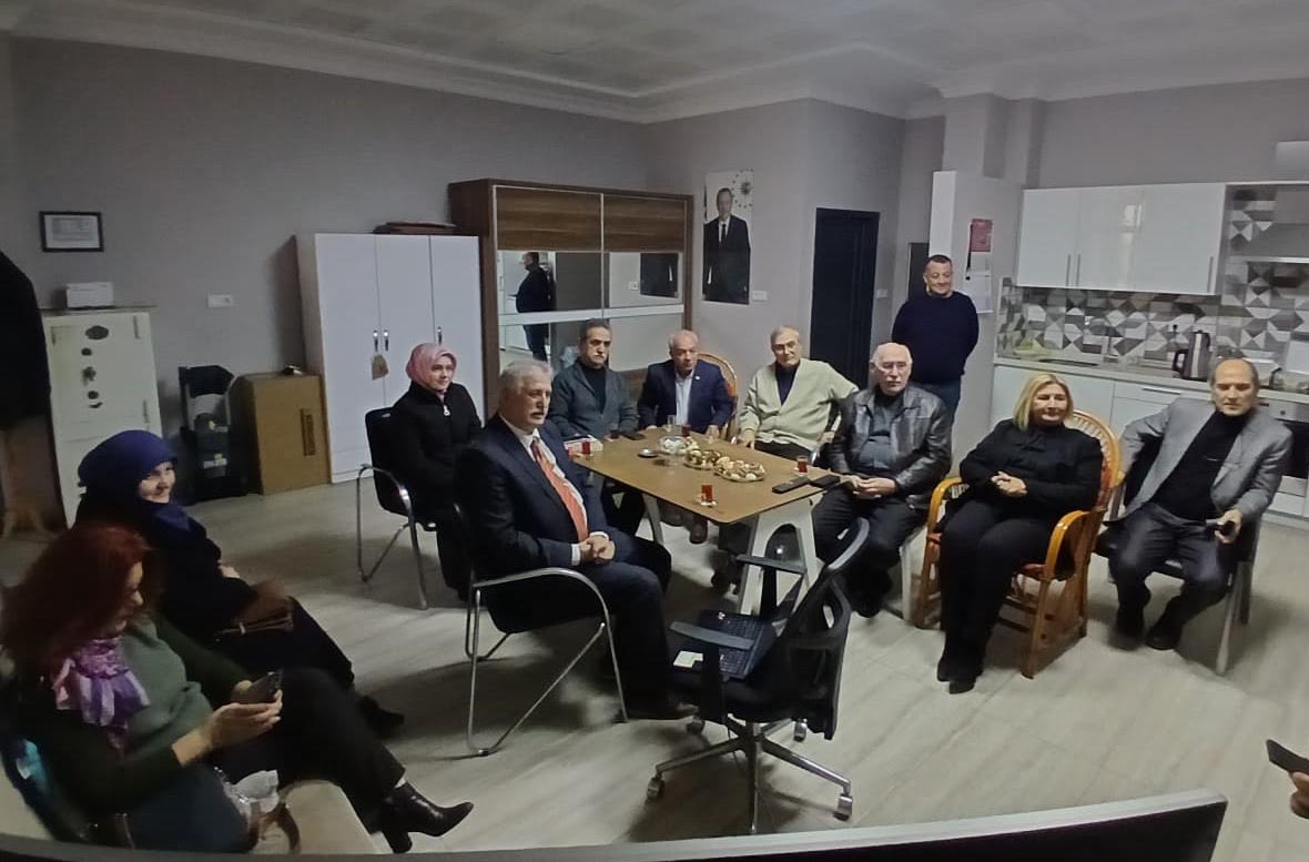 Vefatının 12. Yıldönümünde Adapazarlı Ressam Tömekçe Anıldı