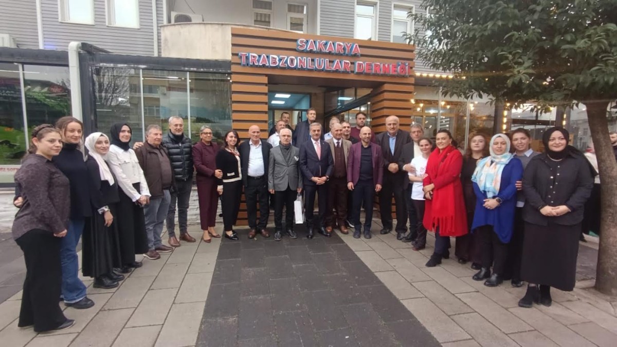 Sakarya Trabzonlular Derneği’nden Özel Bireylere Kahvaltı 