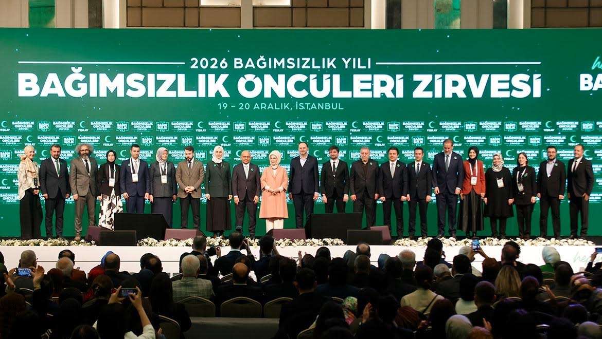 Bağımsızlık Öncüleri Zirvesi’nde Yer Aldılar
