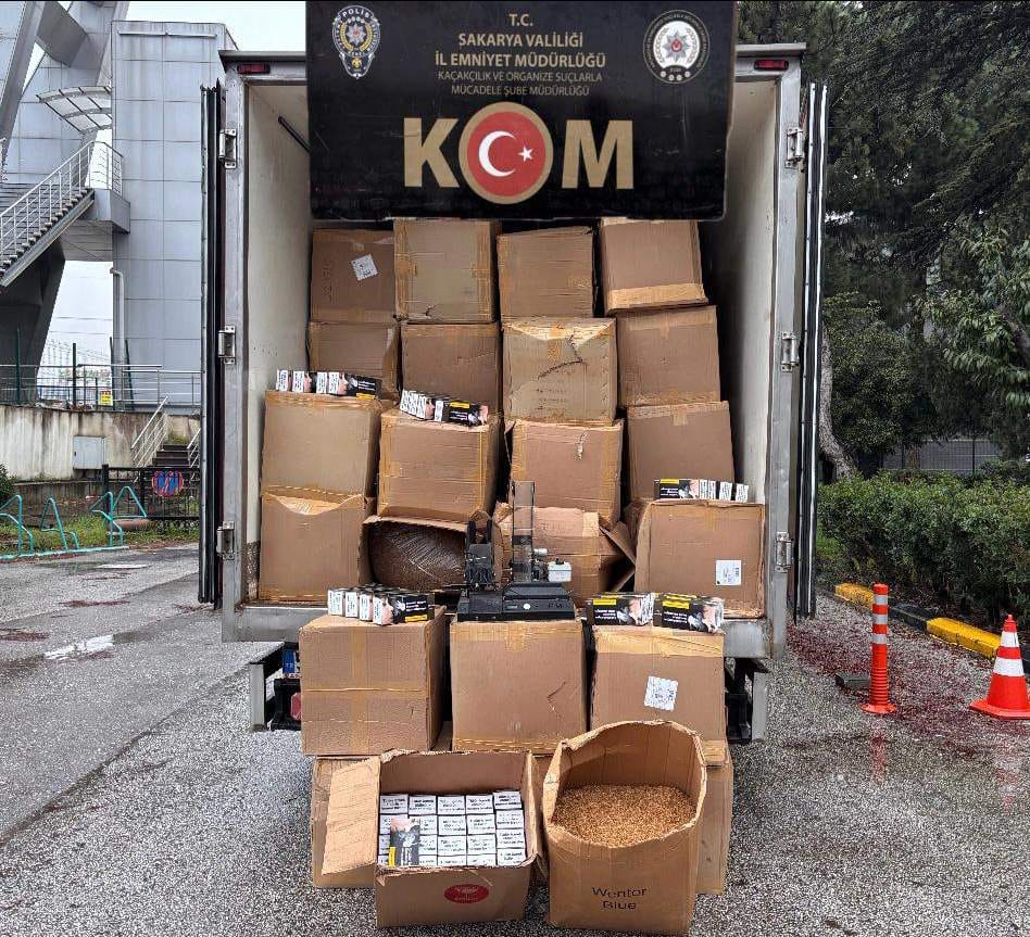Kaçak Tütün Operasyonu: 2 Tonun Üzerinde Tütün Ele Geçirildi