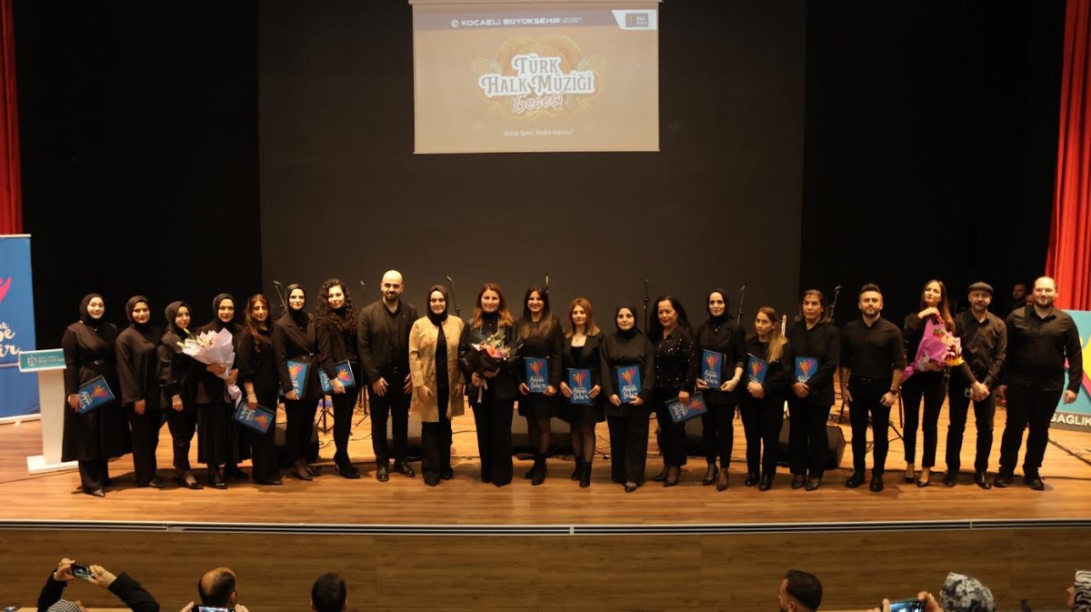 Anne Şehir Kadın Korosu’ndan Muhteşem Konser