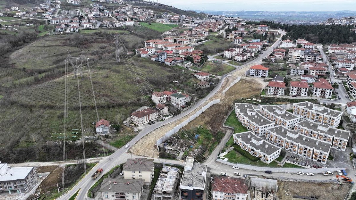 Serdivan 32. Sokak’ta Yeni Arteri Adım Adım Tamamlıyor
