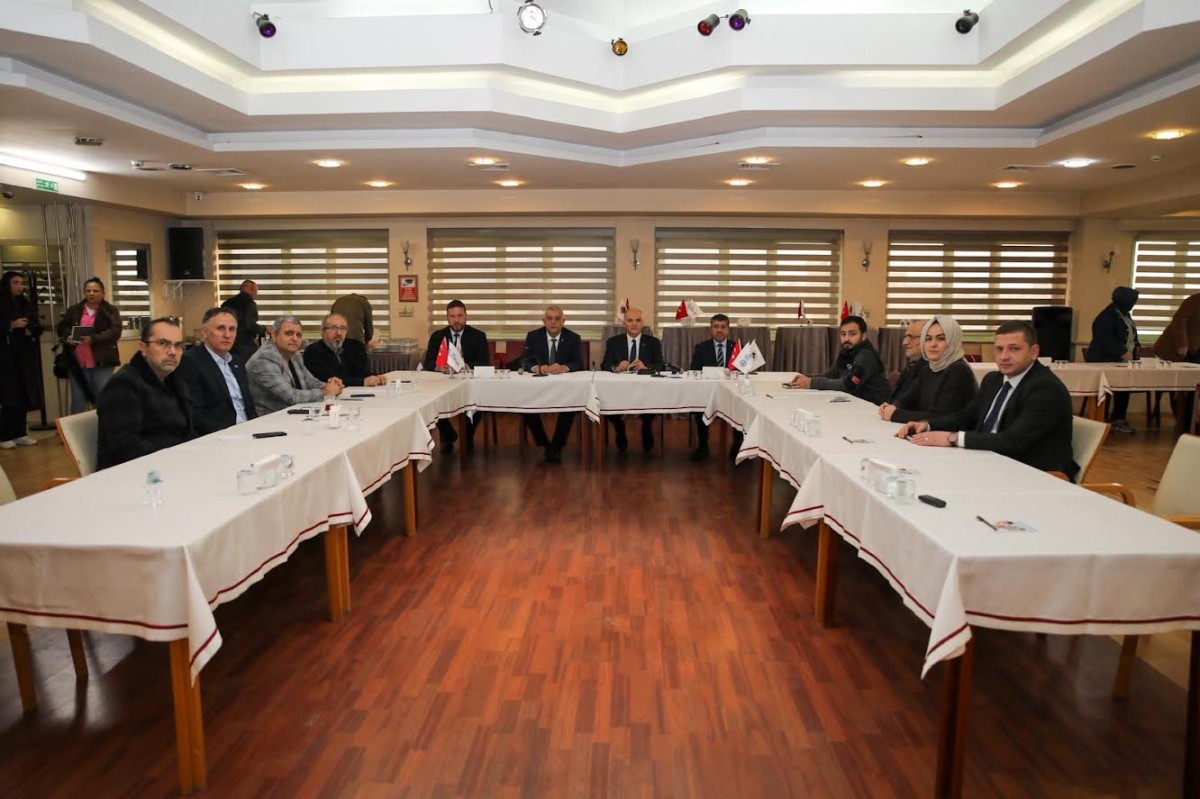 Gümüşova OSB Sanayicileriyle Bir Araya Geldi 