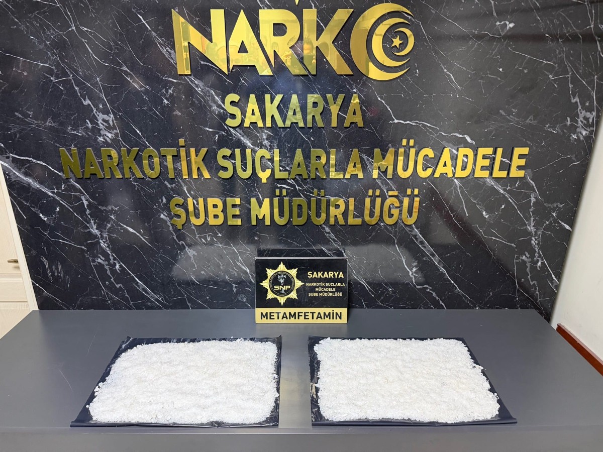 Sakarya’da Uyuşturucu Operasyonu: 2 Kilo Metamfetamin Ele Geçirildi