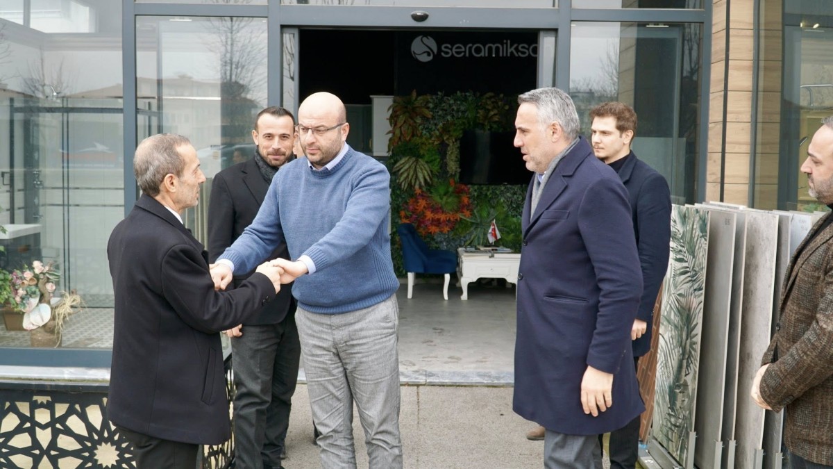 AK Parti’den MHP İl Başkanı Oğuz Alkaş’a Taziye Ziyareti