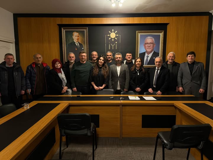 İYİ Parti Adapazarı’ndan Kararlı Mesaj