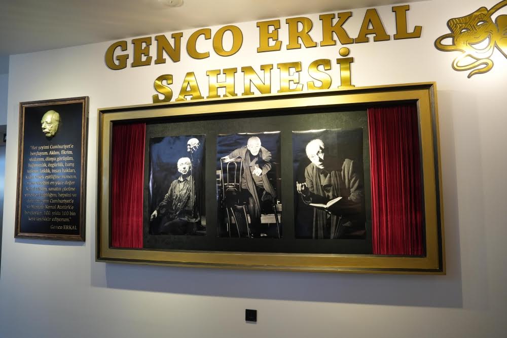 "Genco Erkal Emek ve Onur Ödülü Sahibini Buldu 