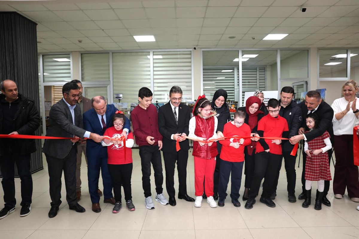 Fotoğraf Sergisine Ev Sahipliği Yaptı 