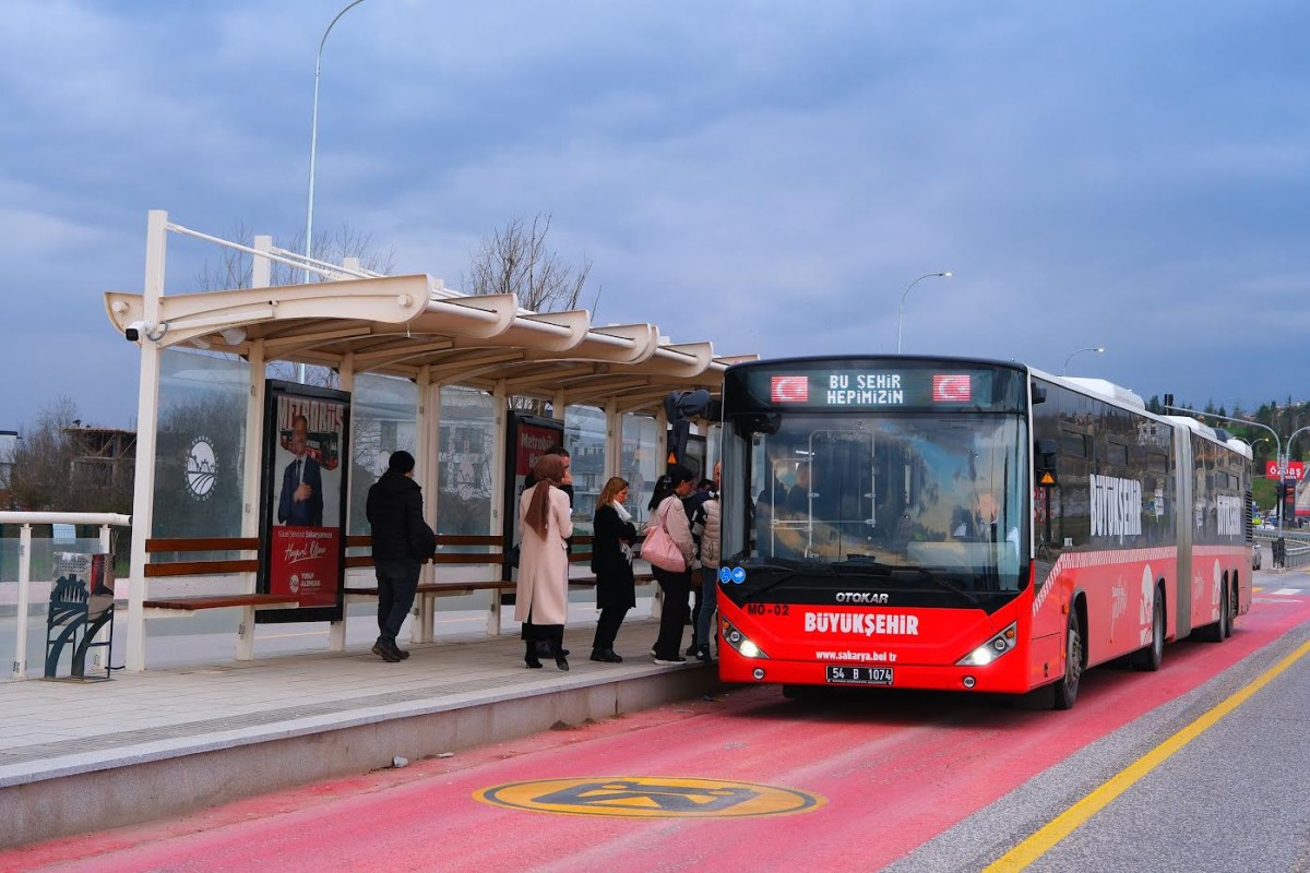 Metrobüsler Ek Sefer Yapacak