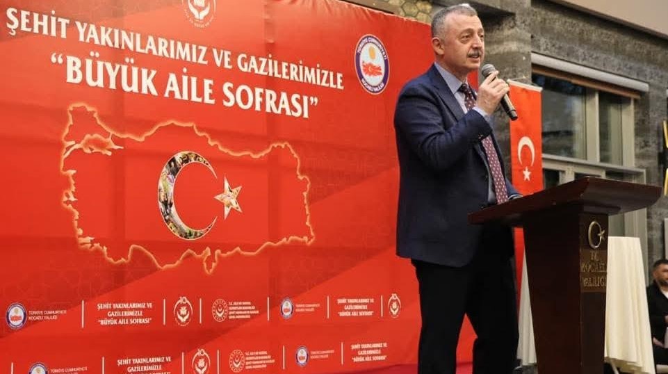 İlk İftarı Şehit Aileleri ve Gazilerle Yaptı