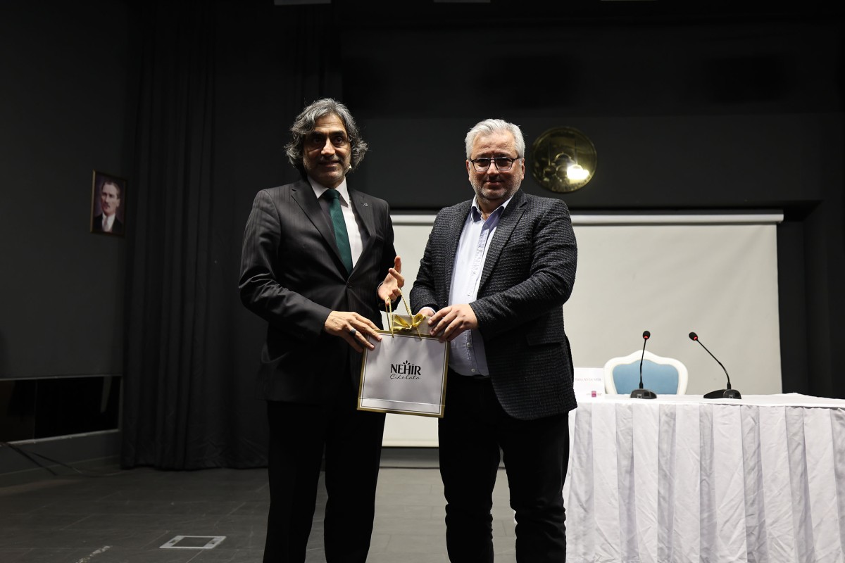 Prof. Dr. Aydemir:Farkındalık Kişi Özelindedir