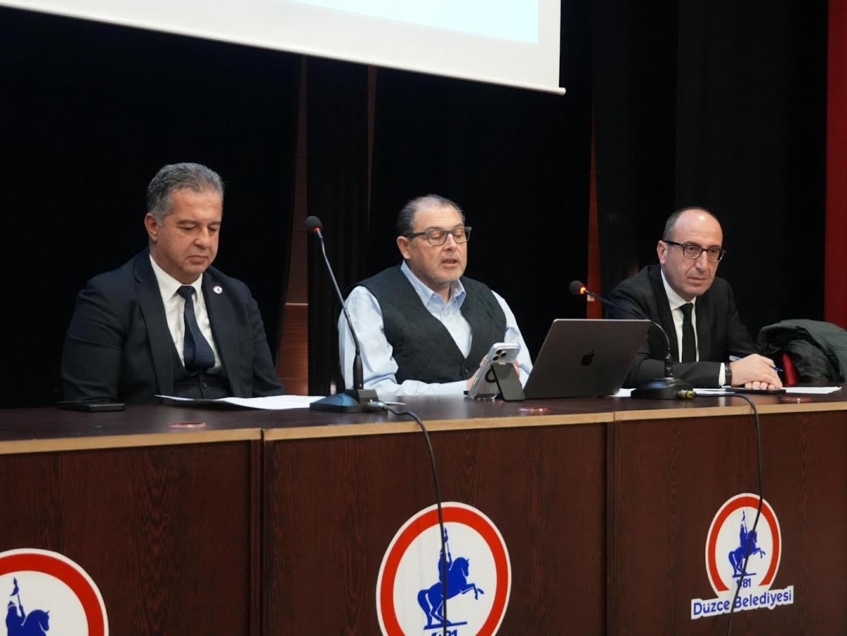 Açık Arttırma İhalasinde 4 Dükkan Satıldı