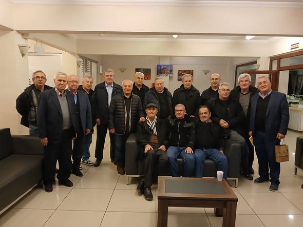  Arifiye Öğretmen Lisesi Mezunlarının Geleneksel İftar Yemeğinde Buluşması