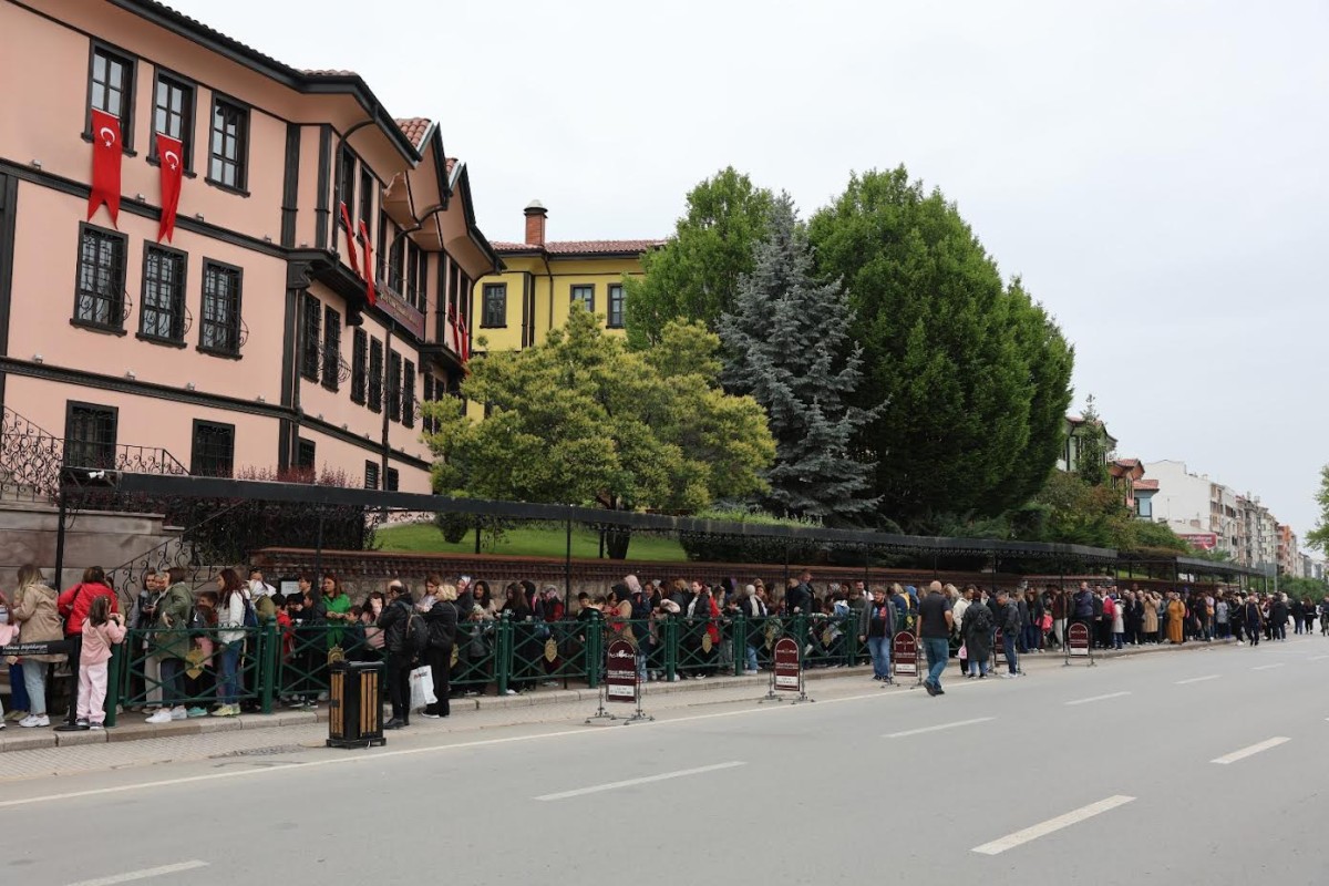 28 Bin 662 Turist Ağırladı 