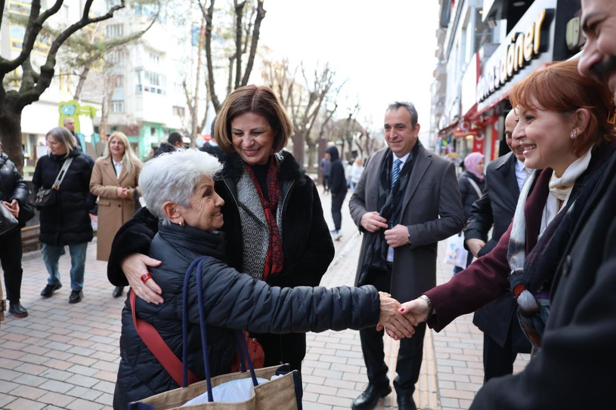 Esnaf ve Vatandaşların Taleplerini Dinledi