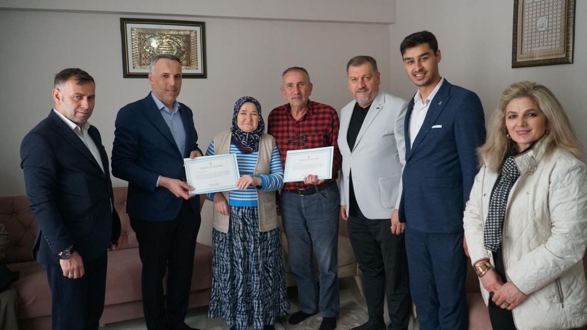 Cumhurbaşkanı Erdoğan’dan AK Parti Üyelerine Özel Teşekkür Belgesi