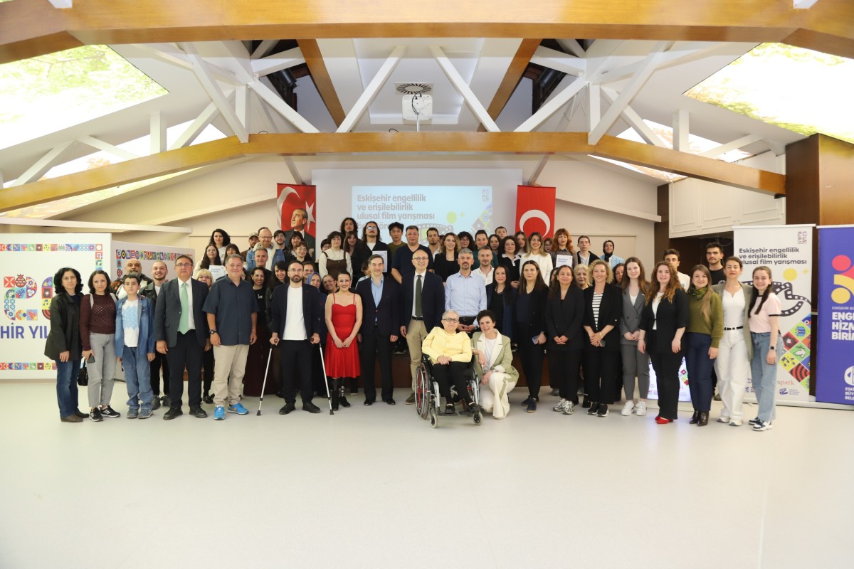 “ERİŞİLEBİLİR BİR DÜNYA İÇİN GÖRÜNÜRLÜK ŞART”