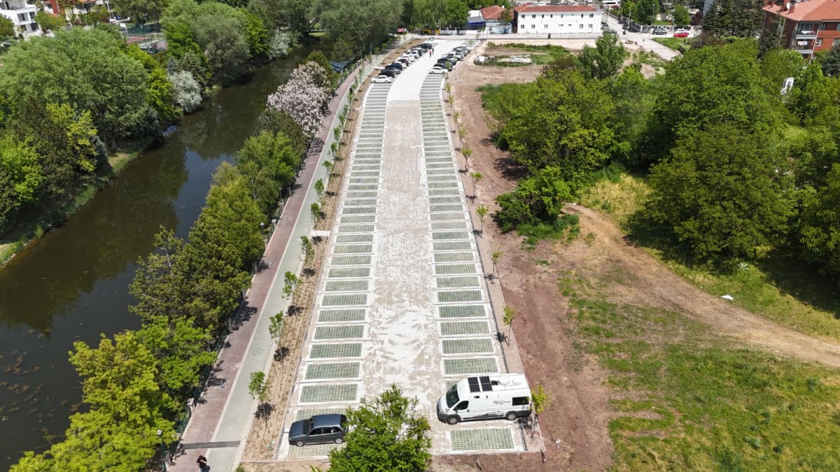 BÜYÜKŞEHİRDEN KANLIKAVAK’A YENİ ÜCRETSİZ OTOPARK