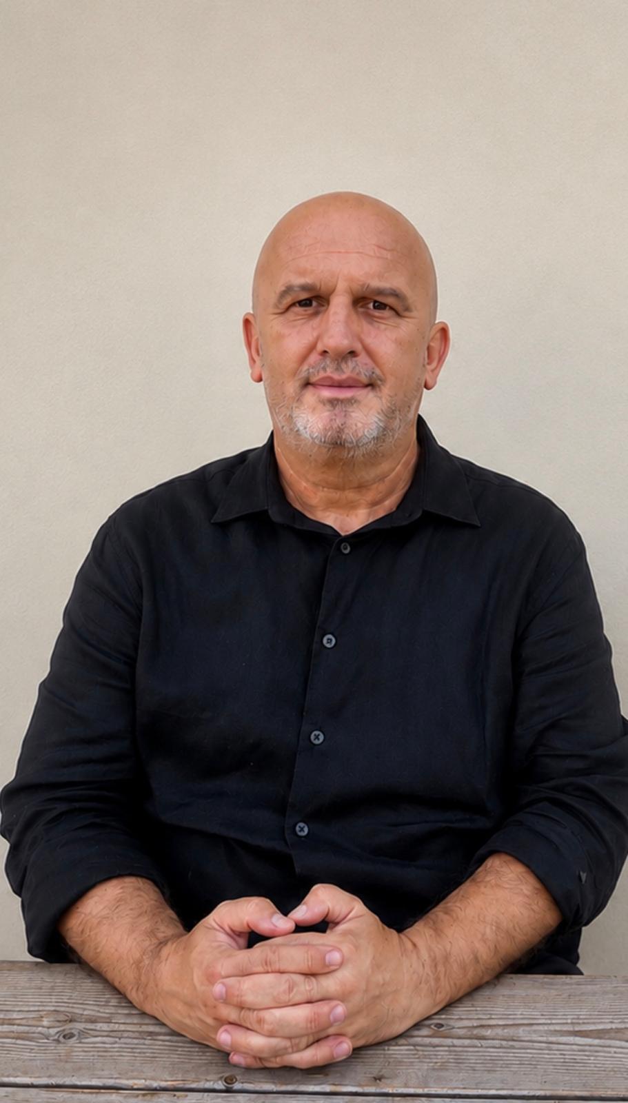 SEZER’DEN BELEDIYE BAŞKANINA: “SAĞLIK YATIRIMLARINI ENGELLEMEYIN!”